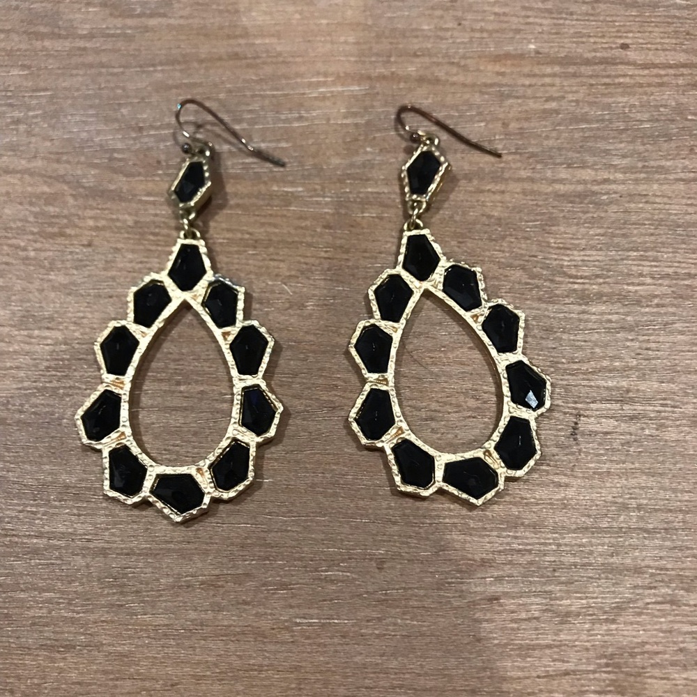 Black and Gold earrings!